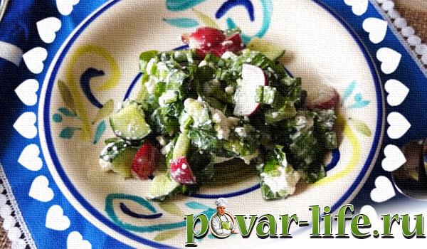 Салат с черемшой, овощами и творогом — рецепт с фото пошагово