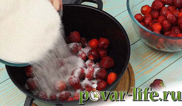 Рецепт клубничного варенья из цельных ягод