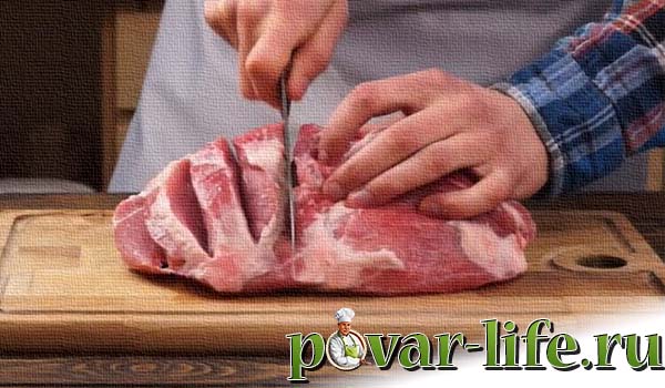 Рецепт свинины с черносливом в духовке