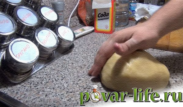 Классический рецепт орешков со сгущенкой