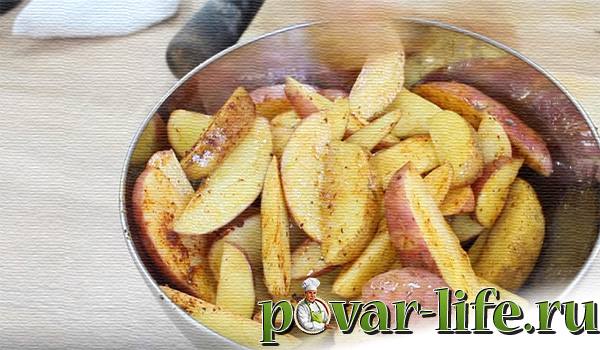 Картошка по деревенски в духовке + соус
